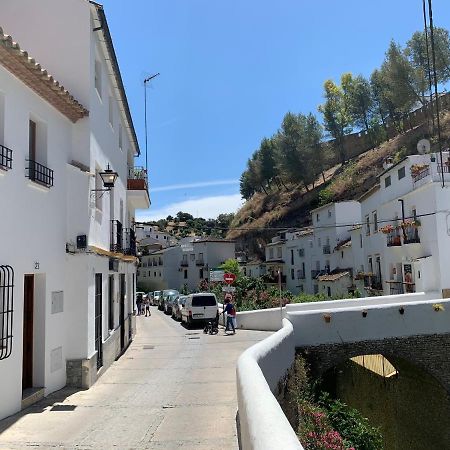 Vila Casa Cueva El Puente Setenil De Las Bodegas Exteriér fotografie
